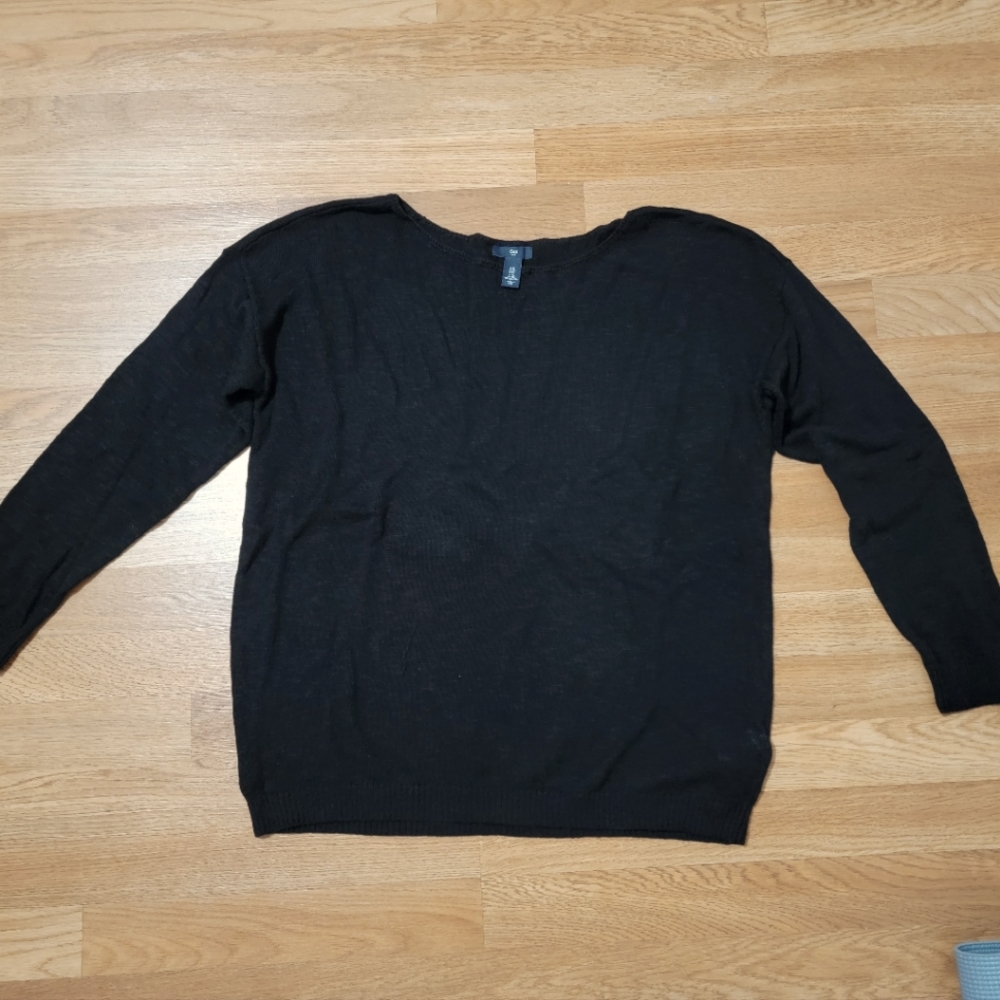 XL GAP black sweater